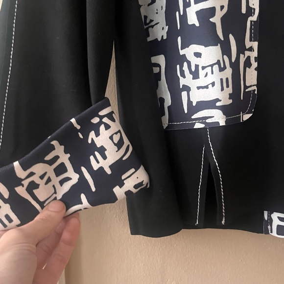 🏷️🆕🎉 totw • black & white soft suede abstract statement jacket - Picture 14 of 16